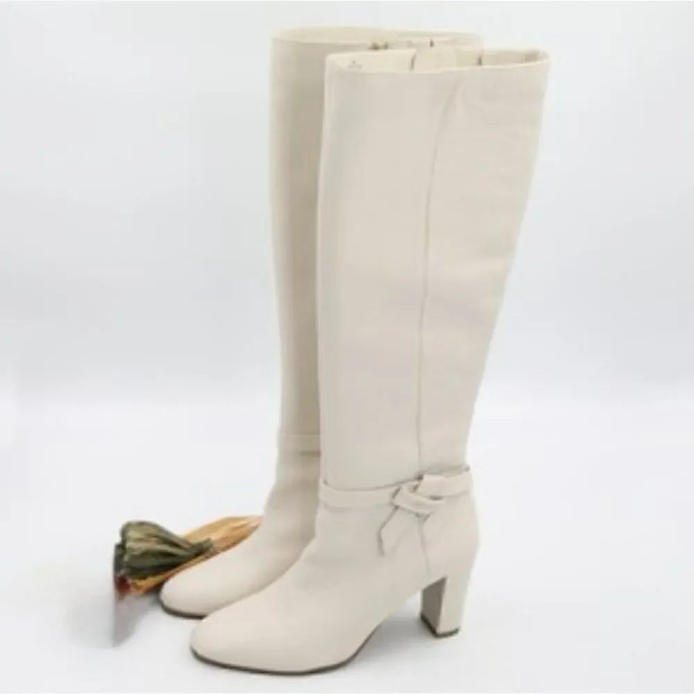 Gorgeous Genuine Leather Women's Bandolino Boots